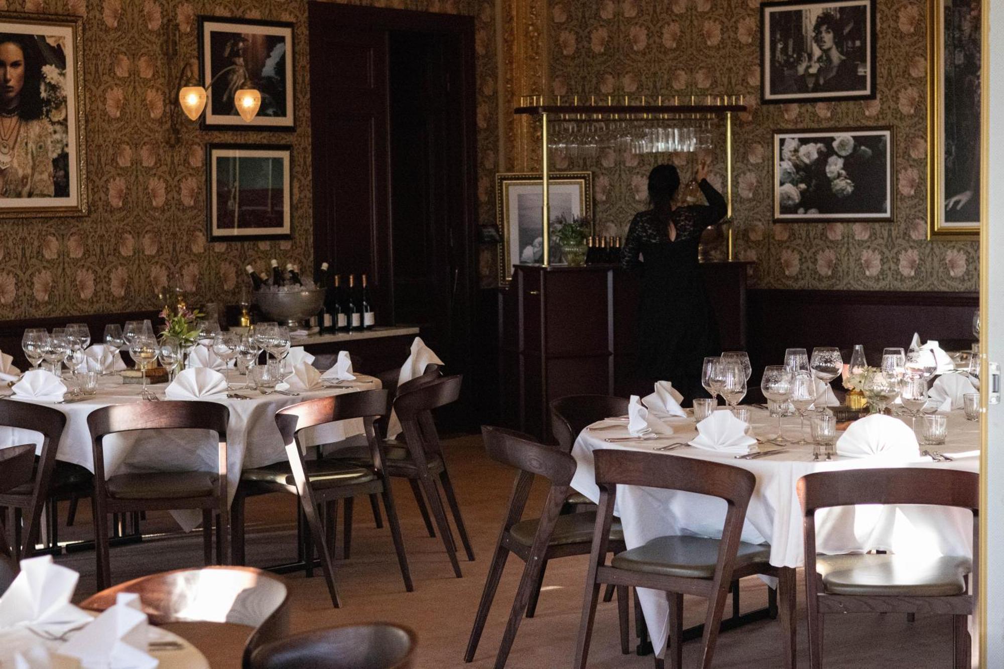 Hotel Pigalle Гётеборг Экстерьер фото The interior of the restaurant